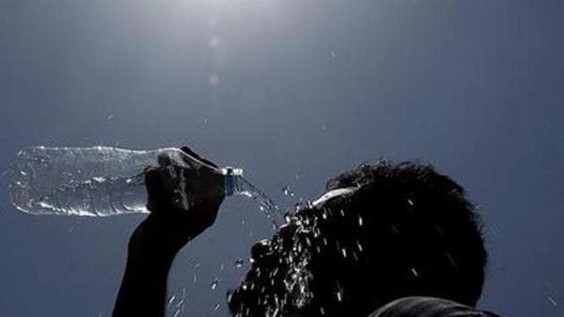 Pune, on Thursday, recorded a maximum temperature of 38.7 degrees Celsius while Lohegaon recorded a maximum temperature of 40.6 degrees Celsius.(AP PHOTO)