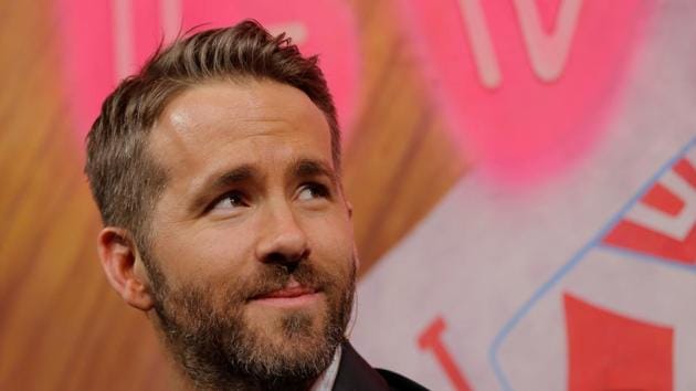Actor Ryan Reynolds is honored as Hasty Pudding Theatricals Man of the Year at Harvard University in Cambridge, Massachusetts, U.S. February 3, 2017.(REUTERS) Actor Ryan Reynolds is honored as Hasty Pudding Theatricals Man of the Year at Harvard University in Cambridge, Massachusetts, U.S. February 3, 2017.(REUTERS)