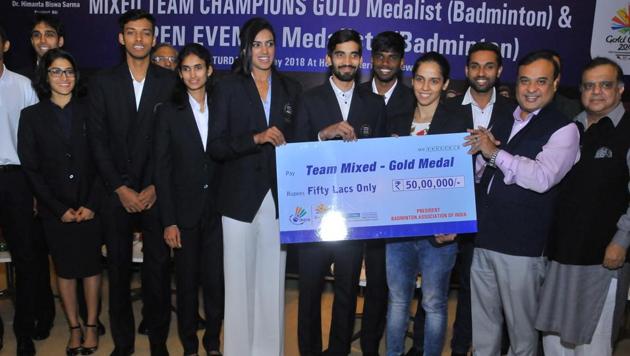 Indian Olympic Association president Narinder Batra during the felicitation ceremony of the badminton players who won medals at the Commonwealth Games.(HT Photo)