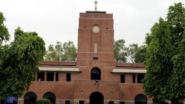 A view of St Stephen's college at Delhi University in New Delhi.(HT FIle Photo)