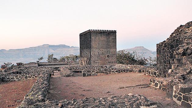 Shivneri Fort, the birthplace of Maratha king Chhatrapati Shivaji Maharaj.(HT FILE PHOTO)