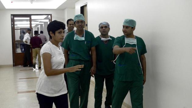 The liver transplant was performed by a team of surgeons headed by Dr Sharan Narute, liver transplant surgeon, Jupiter Hospital, Baner. (Ravindra Joshi/HT PHOTO) 