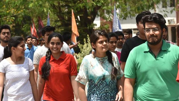 Students exit the Kendriya Vidyalaya exam centre in Bhopal after taking NEET 2018 on Sunday, May 6.(Mujeeb Faruqui/HT Photo)