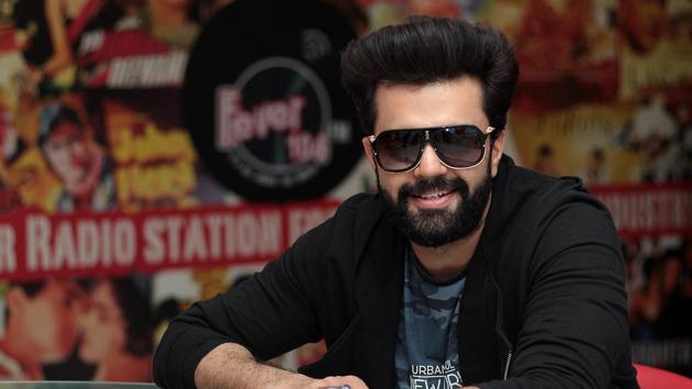 Actor-singer Maniesh Paul has released his first Punjabi single, Munde Town De.
