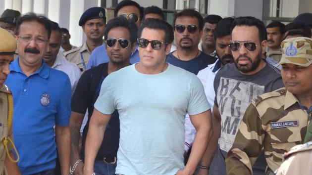 Actor Salman Khan arrives at Jodhpur airport on May 6.(IANS Photo) Actor Salman Khan arrives at Jodhpur airport on May 6.(IANS Photo)