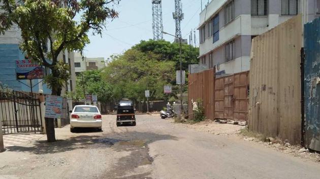 Kondhwa-Kausarbaug connecting road. (HT PHOTO) Kondhwa-Kausarbaug connecting road. (HT PHOTO)