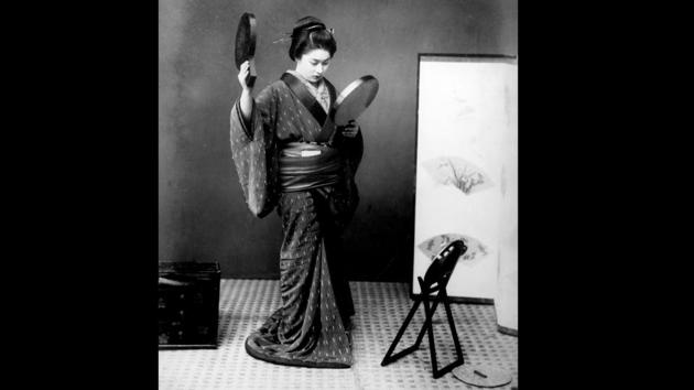 A Japanese woman seen in a kimono in 1940. According to the Ministry of Economy, Trade and Industry, the modern kimono industry peaked in 1975 with a market size of 1.8 trillion yen ($17 billion). But as per a survey conducted by Yano Research Institute by 2008 it had shrunk to 406.5 billion yen and further to just 278.5 billion yen in 2016. (Hulton Archive / Getty Images) A Japanese woman seen in a kimono in 1940. According to the Ministry of Economy, Trade and Industry, the modern kimono industry peaked in 1975 with a market size of 1.8 trillion yen ($17 billion). But as per a survey conducted by Yano Research Institute by 2008 it had shrunk to 406.5 billion yen and further to just 278.5 billion yen in 2016. (Hulton Archive / Getty Images)