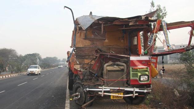 The tribunal came to the conclusion that it was proved beyond reasonable doubt that Rajashree died as a result of negligent driving and that reliance insurance could not prove that their insurance policy terms were breached. (HT representational photo)