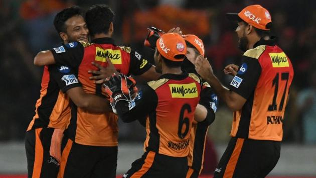 Ipl 2018 Live Streaming Delhi Daredevils Vs Sunrisers Hyderabad Where To Follow Dd Vs Srh Live Hindustan Times The pitch at ferozeshah kotla is expected to help scoring and moody said, we would welcome a chance to be able to play on some surfaces where we can play a few shots, hit a few sixes over cover or flick through the square leg. hindustan times news