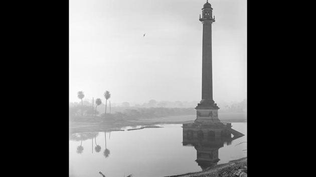 Column at la Martiniere, Lucknow, 1977, Silver gelatin print. ‘In the Shadow of the Raj’, a selection of 28 photographs by the English photographer Derry Moore from the more comprehensive book of the same name, highlights enduring colonial legacies in the visual and social fabric of India through architectural studies, interiors, landscapes and portraits. (©Derry Moore / Courtesy Tasveer) Column at la Martiniere, Lucknow, 1977, Silver gelatin print. ‘In the Shadow of the Raj’, a selection of 28 photographs by the English photographer Derry Moore from the more comprehensive book of the same name, highlights enduring colonial legacies in the visual and social fabric of India through architectural studies, interiors, landscapes and portraits. (©Derry Moore / Courtesy Tasveer)