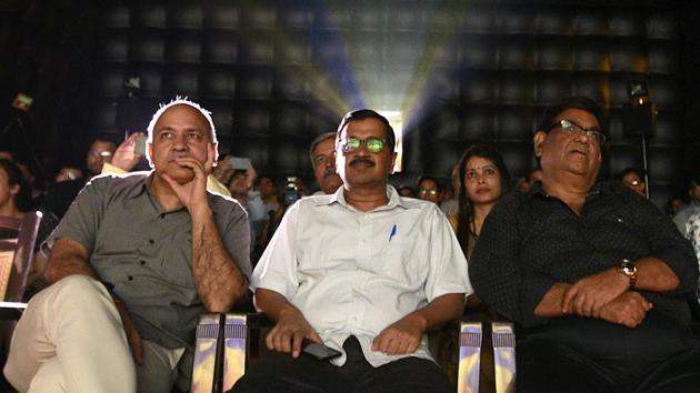 To make cinema accessible to parts of the country deprived of the multiplex experience, filmmaker Satish Kaushik presents the ‘cinema on wheels’ in New Delhi —an inflatable 100ft x 100 ft mobile theatre that can be packed into a truck. Delhi chief minister Arvind Kejriwal and Deputy CM Manish Sisodia inaugurated the theatre with a screening of the award-winning film, ‘A Billion Colour Story’ on Wednesday. (Raj K Raj / HT Photo)