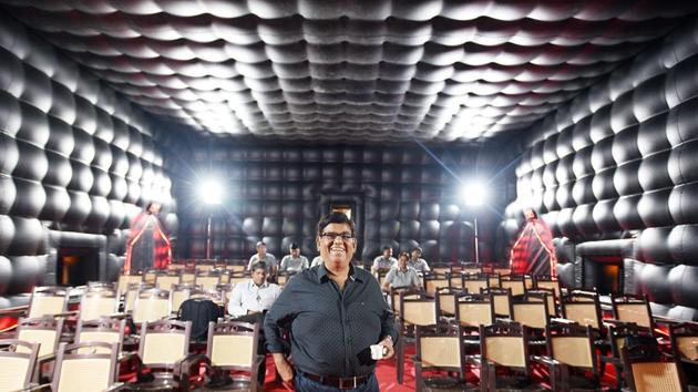 Satish Kaushik, who co-produced the film that was screened during the inauguration said that the picture quality of the 22-ft screen was superb and even had 5.1 surround sound. Regional films, movies that don’t get a theatrical release and speeches meant for educational and governmental purposes will also be screened at this mobile theatre. (Raj K Raj / HT Photo) Satish Kaushik, who co-produced the film that was screened during the inauguration said that the picture quality of the 22-ft screen was superb and even had 5.1 surround sound. Regional films, movies that don’t get a theatrical release and speeches meant for educational and governmental purposes will also be screened at this mobile theatre. (Raj K Raj / HT Photo)