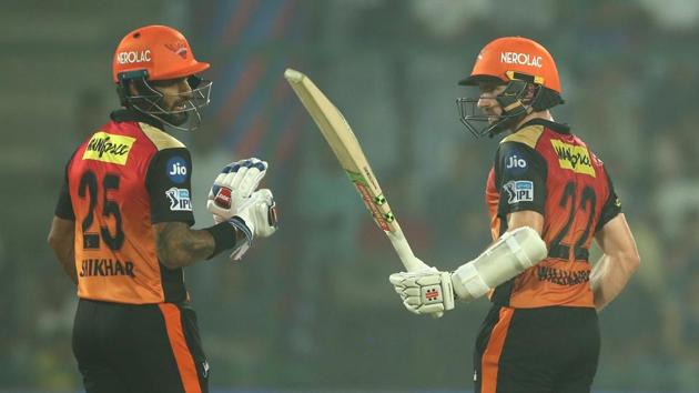 Get full cricket score of Delhi Daredevils vs Sunrisers Hyderabad, IPL 2018 match here. Kane Williamson and Shikhar Dhawan shared a 176-run stand to help Sunrisers Hyderabad defeat Delhi Daredevils in an IPL 2018 match.(BCCI)