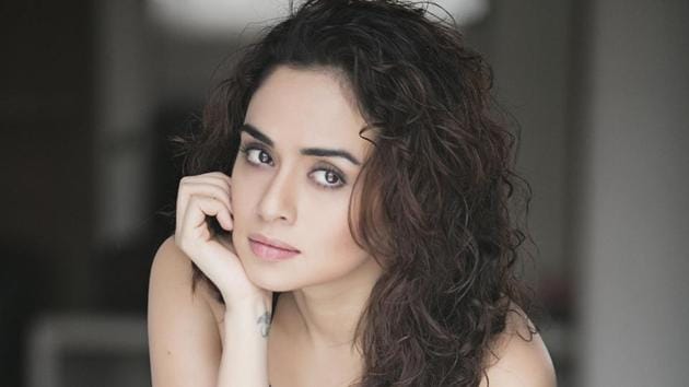 Amruta Khanvilkar