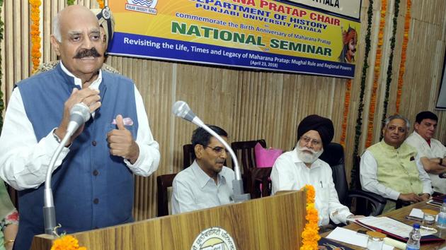 Punjab governor VP Singh Badnore addresses a seminar on the occasion of Maharana Pratap’s birth anniversary at the Punjabi University in Patiala recently.(Bharat Bhushan/ HT Photo)