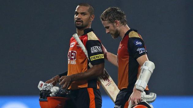 Sunrisers Hyderabad players Kane Williamson (R) and Shikhar Dhawan walk off the field after beating Delhi Daredevils in their IPL 2018 match in New Delhi, India on May 10, 2018. (AP)