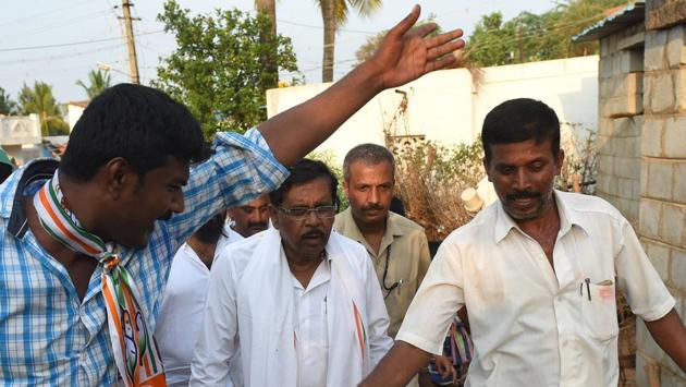 Karnataka Pradesh Congress Committee President G. Parameshwara during a campaign at Lingapura village inTumkur on May 04, 2018. (Arijit Sen / HT Photo) Karnataka Pradesh Congress Committee President G. Parameshwara during a campaign at Lingapura village inTumkur on May 04, 2018. (Arijit Sen / HT Photo)