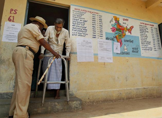 According to the Association for Democratic Reforms, 94% of the 220 candidates that the Congress fielded in the Karnataka elections were crorepatis and 27% face criminal cases. Similarly, 93% of the BJP’s 224 candidates were crorepatis and 37% charged with criminal cases(PTI) According to the Association for Democratic Reforms, 94% of the 220 candidates that the Congress fielded in the Karnataka elections were crorepatis and 27% face criminal cases. Similarly, 93% of the BJP’s 224 candidates were crorepatis and 37% charged with criminal cases(PTI)