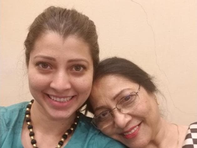 Actor Tejaswini Pandit with mom Jyoti Chandekar