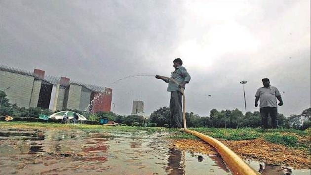 the wastage is happening even when Chandigarh faces a shortfall of 50 million gallons daily (MGD) against a demand of 116 MGD, a report has said. (HT File/Representative image) the wastage is happening even when Chandigarh faces a shortfall of 50 million gallons daily (MGD) against a demand of 116 MGD, a report has said. (HT File/Representative image)
