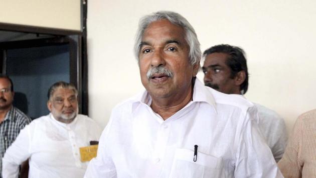 Former Kerala chief minister Oommen Chandy in Kochi in this file photo.(HT File Photo)