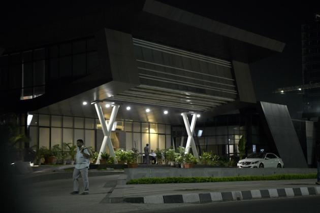 Entrance of Aurum Platz IT Park in Navi Mumbai, where Ascendas India Trust will acquire 1.4 million sq ft of space.(HT Photo)