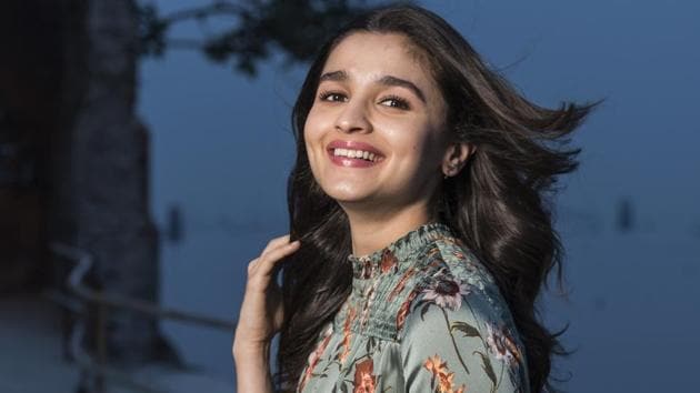 Alia Bhatt during a photoshoot at Mukesh Mills in Colaba on December 18, 2017 in Mumbai.(Aalok Soni/HT PHOTO)