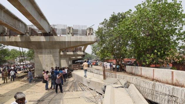 The area where the flyover collapsed in Varanasi, Uttar Pradesh. (Subhankar Chakraborty/HT File Photo) The area where the flyover collapsed in Varanasi, Uttar Pradesh. (Subhankar Chakraborty/HT File Photo)