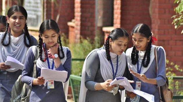 Haryana Board Results 2018: The Class 10 exams, which started on March 8 and ended on March 30, were taken by 383,499 students.(HT File Photo)