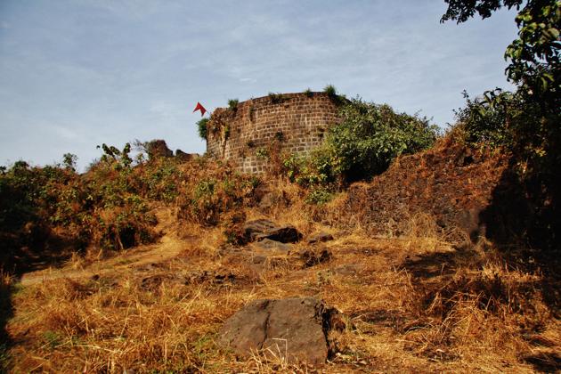 The Ghodbunder fort in Thane was originally built by the Portuguese and completed in 1730. Later, the fort was conquered and occupied by the Marathas. In 1818, the British East India Company started using it as its district headquarters. The fort is now in desperate need of maintenance and conservation. (PRAFUL GANGURDE/HT PHOTO)