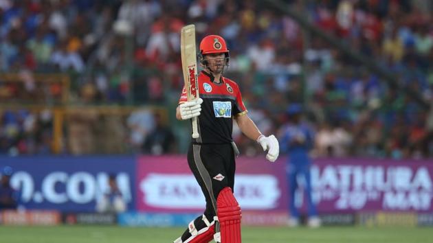 AB de Villiers played some attacking strokes and registered his sixth fifty in IPL 2018 to put RCB on course for a win. (BCCI)