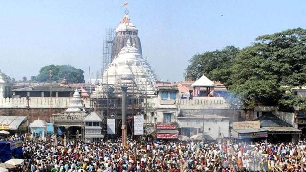 The staff at the Jagannath temple in Odisha’s Puri assaulted a devotee and snatched his gold pendant.(PTI File Photo)
