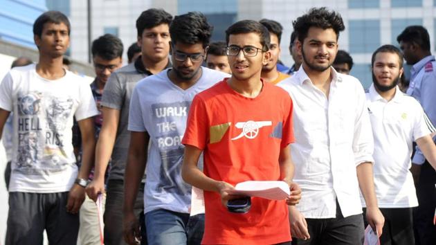 Over 17,000 candidates did not take up the JEE (Advanced) examination held in two shifts at 573 centers across the country on Sunday. As many as 1,57,496 appeared for the first paper and 1,55,091 made it to the second paper. The examination passed off peacefully on Sunday, with no case unfair means being reported from any centres. (Sunil Ghosh / HT Photo) Over 17,000 candidates did not take up the JEE (Advanced) examination held in two shifts at 573 centers across the country on Sunday. As many as 1,57,496 appeared for the first paper and 1,55,091 made it to the second paper. The examination passed off peacefully on Sunday, with no case unfair means being reported from any centres. (Sunil Ghosh / HT Photo)