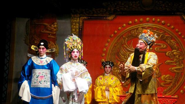 A Cantonese opera at the Cheung Chau Bun festival.(Shutterstock)