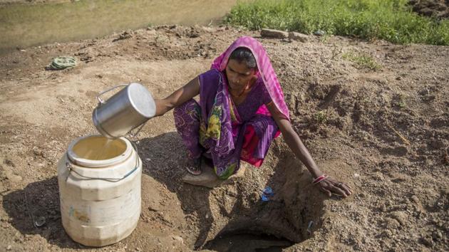 With water never enough to sustain even a day’s requirements it is the needs of their families and other productive work that suffers. Moving to Chamraha village in Uttar Pradesh after marriage, 25-year-old Golaniya had no idea what water shortage was and the hours she’d lose everyday to fetching water from the water hole a kilometre away. (Prashanth Vishwanathan / WaterAid)