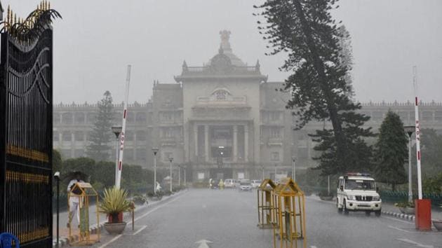 Vidhan Soudha during heavy rains, hours before the swearing-in ceremony of HD Kumaraswamy in Bengaluru. (Arijit Sen / HT Photo) Vidhan Soudha during heavy rains, hours before the swearing-in ceremony of HD Kumaraswamy in Bengaluru. (Arijit Sen / HT Photo)