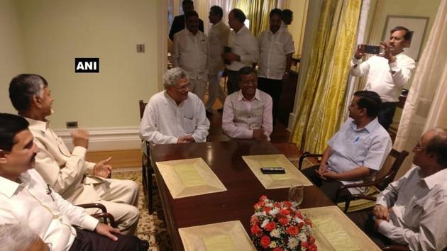 Chief ministers of Delhi and Andhra Pradesh Arvind Kejriwal , M Chandrababu Naidu and CPI(M)’s Sitaram Yechury met in Bengaluru ahead of attending HD Kumaraswamy’s swearing-in as chief Minister of Karnataka. (ANI photo) Chief ministers of Delhi and Andhra Pradesh Arvind Kejriwal , M Chandrababu Naidu and CPI(M)’s Sitaram Yechury met in Bengaluru ahead of attending HD Kumaraswamy’s swearing-in as chief Minister of Karnataka. (ANI photo)