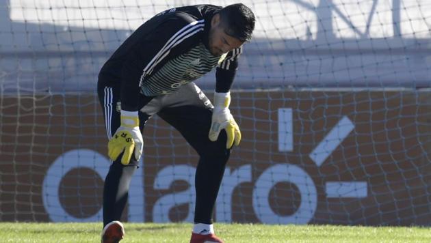 Injured Argentina football team goalkeeper Sergio Romero won’t feature in the 2018 FIFA World Cup in Russie.(AFP)