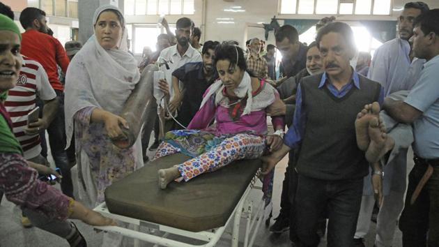 Civilians who were injured in the grenade blast being taken to a hospital in Jammu and Kashmir’s Bijbehara town. Police said the militants hurled a hand grenade in Goriwan Chowk of Bijbehara town that left 10 civilians, including a woman and a 12-year-old boy, injured. (Waseem Andrabi / HT Photo) Civilians who were injured in the grenade blast being taken to a hospital in Jammu and Kashmir’s Bijbehara town. Police said the militants hurled a hand grenade in Goriwan Chowk of Bijbehara town that left 10 civilians, including a woman and a 12-year-old boy, injured. (Waseem Andrabi / HT Photo)