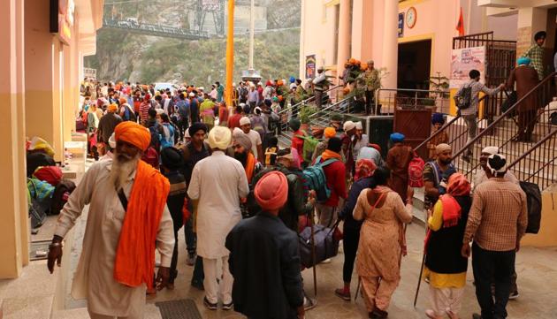 The portals of the Sikh shrine Hemkund Sahib in Uttarakhand will be thrown open for pilgrims on Friday.(Rajeev Kala/HT Photo)