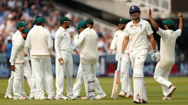 Pakistan bowled England out for 184 on Day 1 of the Lord’s Test. Follow full cricket score of England vs Pakistan, 1st Test, here(REUTERS)
