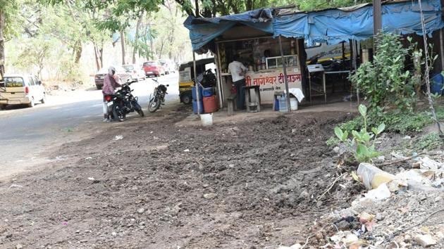 The underground pipeline had been leaking and was making the place into a small mushy pond and now it has been repaired(HT PHOTO) The underground pipeline had been leaking and was making the place into a small mushy pond and now it has been repaired(HT PHOTO)
