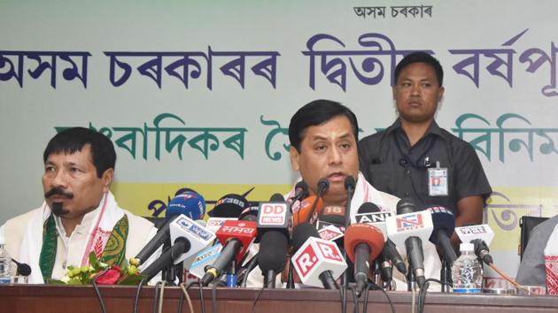 Assam chief minister Sarbananda Sonowal addresses a press conference on the occasion of completion of two years of the state government, at Administrative Staff College, Khanapara in Guwahati on May 24.(HT Photo) Assam chief minister Sarbananda Sonowal addresses a press conference on the occasion of completion of two years of the state government, at Administrative Staff College, Khanapara in Guwahati on May 24.(HT Photo)