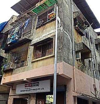 The building in Turbhe where the victim’s body was found.(HT) The building in Turbhe where the victim’s body was found.(HT)