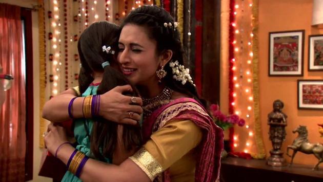 Divyanka Tripathi in a still from Yeh Hain Mohabbatein. Divyanka Tripathi in a still from Yeh Hain Mohabbatein.