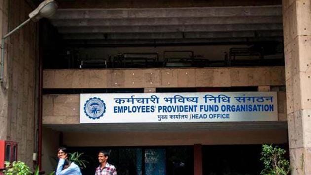 The EPFO had provided 8.65% interest for 2016-17. The members got 8.8% in 2015-16 and 8.75% each in 2014-15 and 2013-14.(HT File Photo) The EPFO had provided 8.65% interest for 2016-17. The members got 8.8% in 2015-16 and 8.75% each in 2014-15 and 2013-14.(HT File Photo)