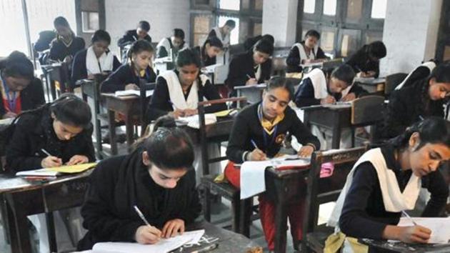 Uttarakhand Board result 2018: More than 146,160 students appeared for the Class 10 exam(PTI file photo) Uttarakhand Board result 2018: More than 146,160 students appeared for the Class 10 exam(PTI file photo)