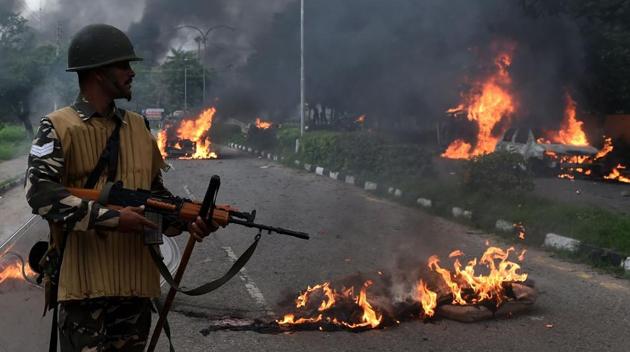 As many as 240 FIRs were registered in Haryana and in nearly 200 cases challans have been filed. A total of 2,669 were arrested in these cases registered mainly in Panchkula, Sirsa, Hisar, Karnal and Fatehabad. (HT File) As many as 240 FIRs were registered in Haryana and in nearly 200 cases challans have been filed. A total of 2,669 were arrested in these cases registered mainly in Panchkula, Sirsa, Hisar, Karnal and Fatehabad. (HT File)