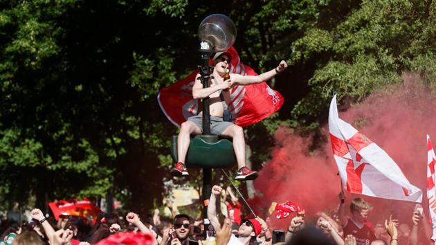 Liverpool FC fans in Kiev before the UEFA Champions League final against Real Madrid. (REUTERS) 