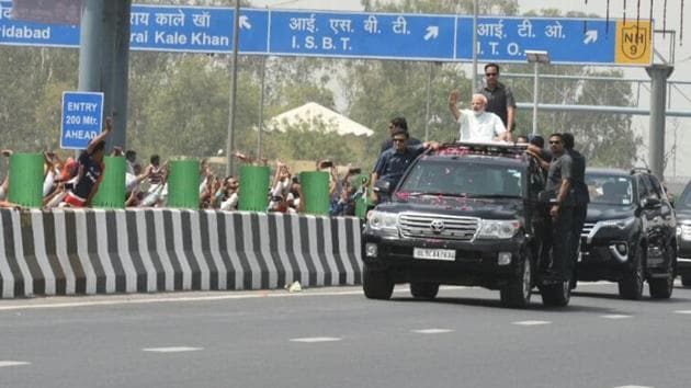 Prime Minister Narendra Modi holds a roadshow after inaugurating the Delhi-Meerut Expressway, in New Delhi. (Sonu Mehta/HT Photo) Prime Minister Narendra Modi holds a roadshow after inaugurating the Delhi-Meerut Expressway, in New Delhi. (Sonu Mehta/HT Photo)